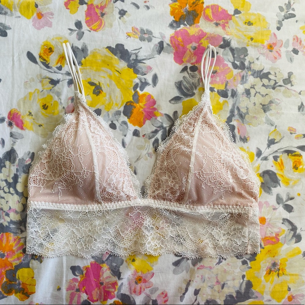 Abercrombie & Fitch Lace Bralette (small)